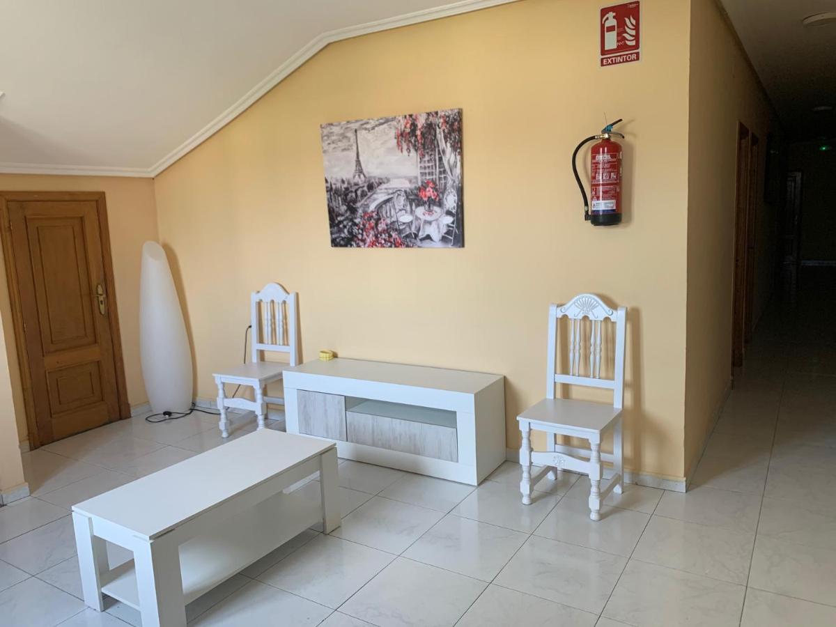 Hostal Sequeiros San Ciprián de Viñas エクステリア 写真