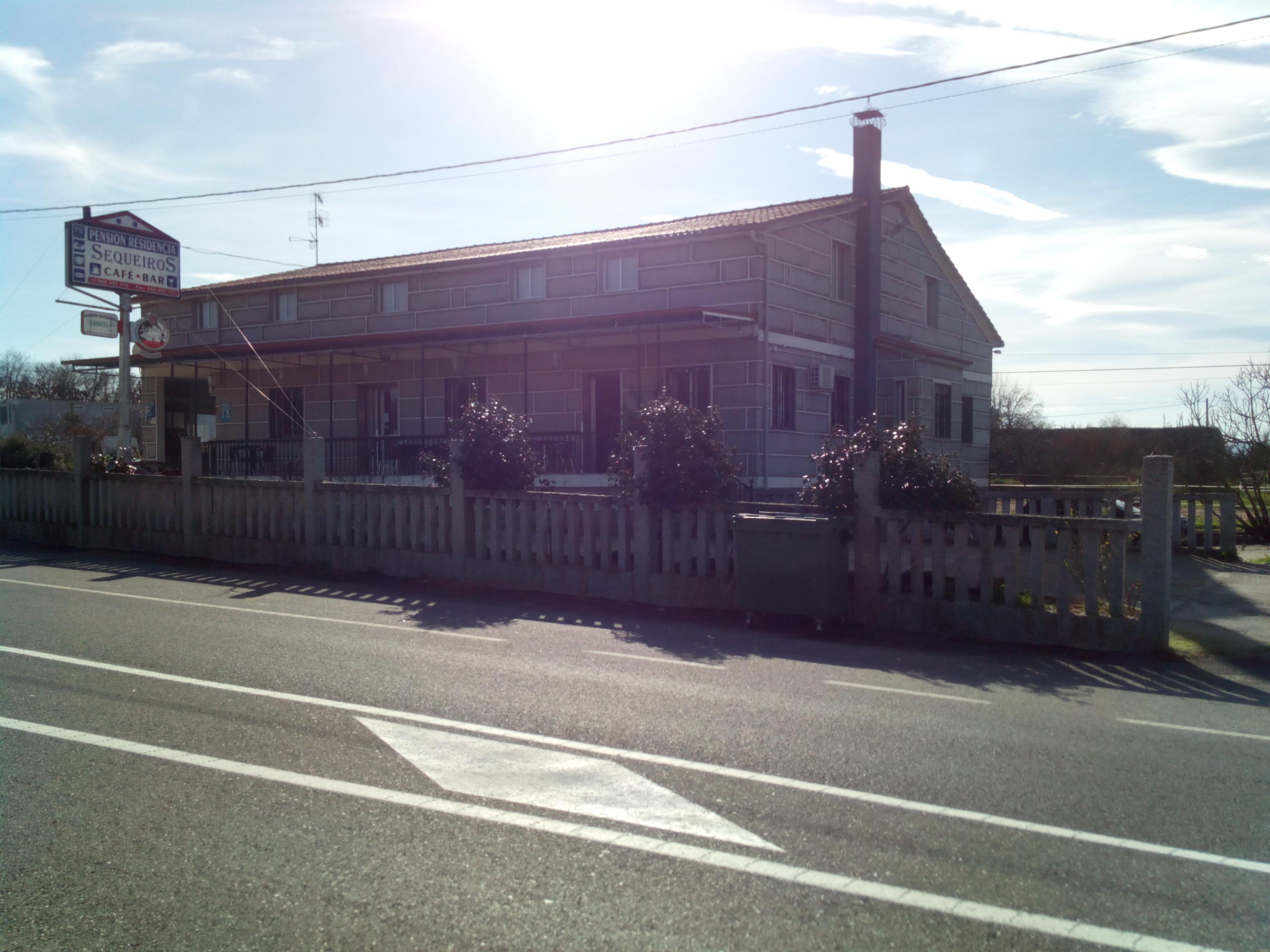 Hostal Sequeiros San Ciprián de Viñas エクステリア 写真