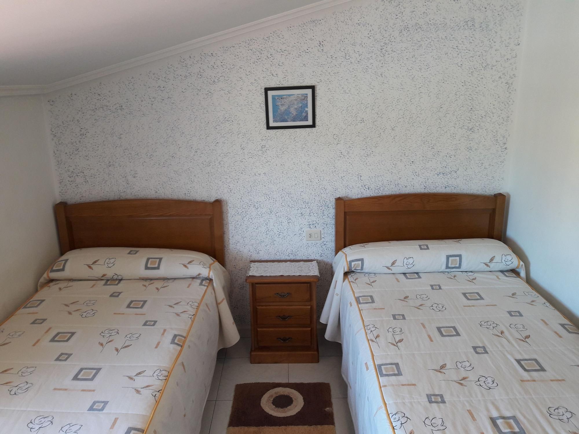 Hostal Sequeiros San Ciprián de Viñas エクステリア 写真