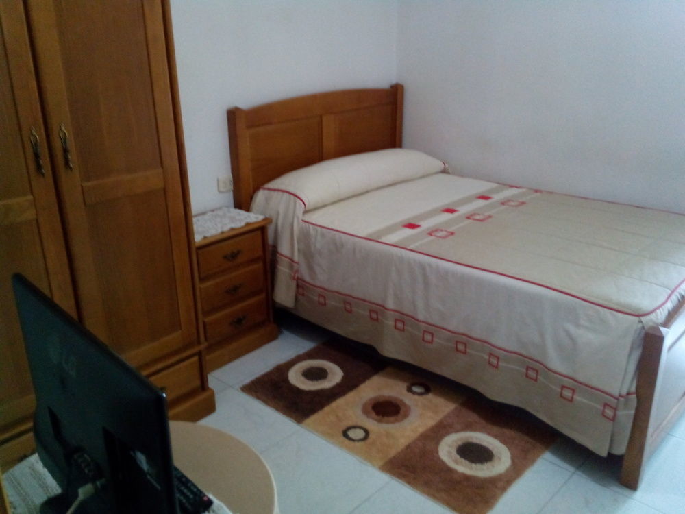 Hostal Sequeiros San Ciprián de Viñas エクステリア 写真