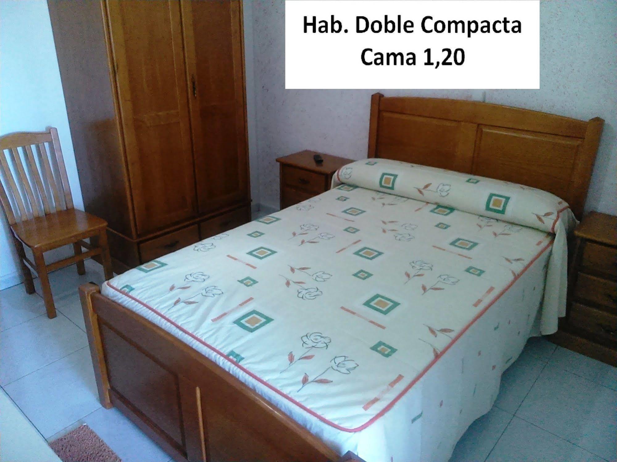 Hostal Sequeiros San Ciprián de Viñas エクステリア 写真